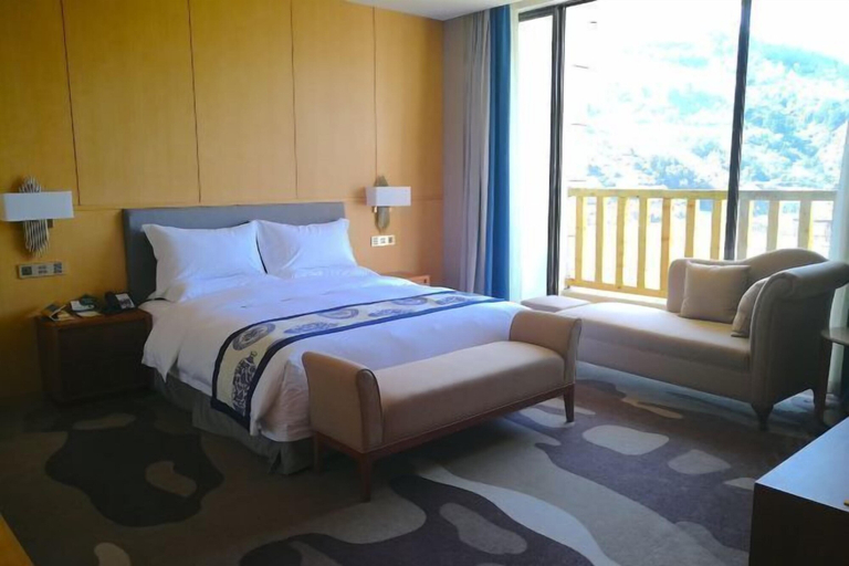 Bedroom 3, Xenp Xangh Xedt Lail Hotel, Qiandongnan Miao and Dong