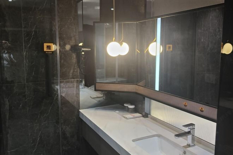 Bathroom 3, Yiyuan Hotel, Jinzhong