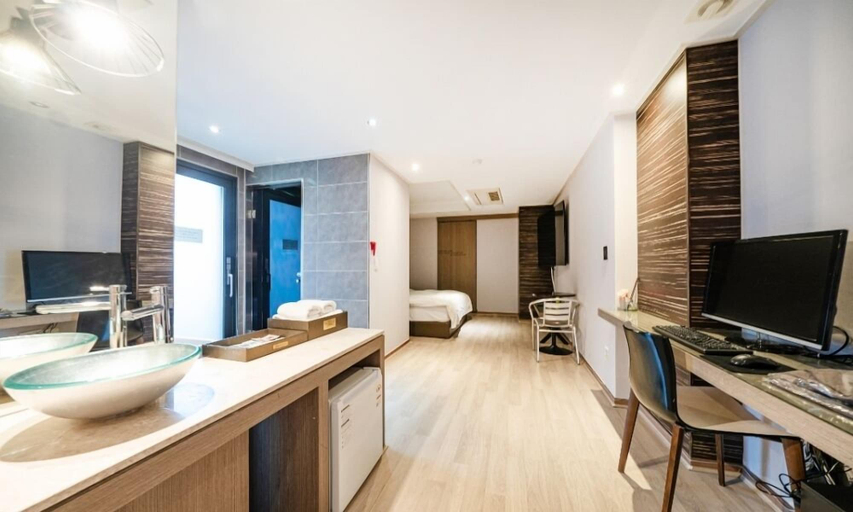 Bathroom 4, Bundang Regency Hotel, Seongnam