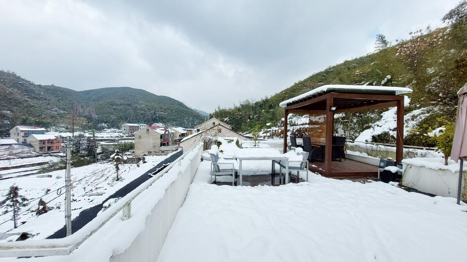 Exterior & Views 1, Moganshan Naicang Boutique Hotel, Huzhou