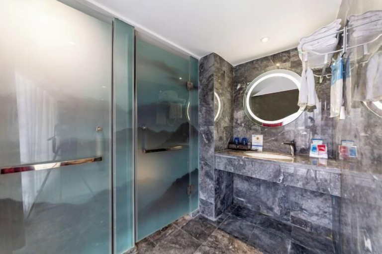Bathroom 3, Shangpin Mijiang Hotel, Mianyang