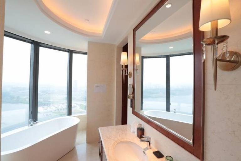 Bathroom 4, Jingcheng International Hotel, Yangzhou