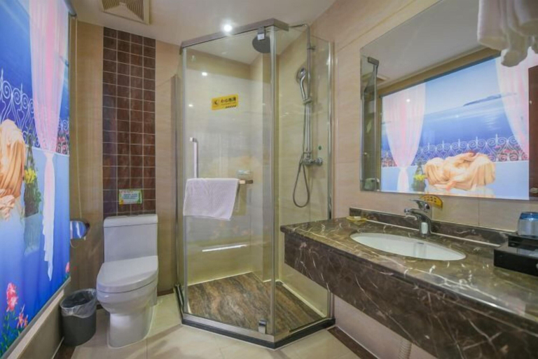 Bathroom 5, Wanhao Holiday Hotel, Yongzhou