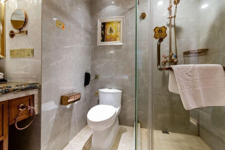 Bathroom 3, Fuxin International Hotel, Shangrao