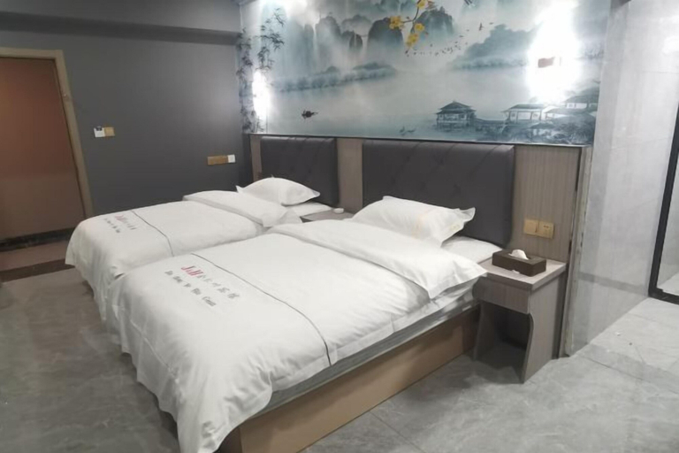 Bedroom 2, Jinhongye Hotel, Dongguan
