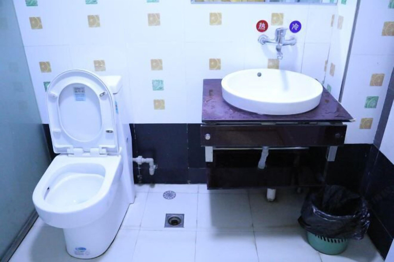 Bathroom 4, Duyun Jiayuan Hotel, Qiannan Buyei and Miao
