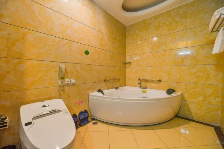 Bathroom 4, Linhai Business Hostel, Tangshan