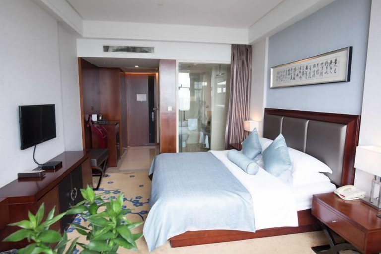 Bedroom 3, Zhonglang Holiday Hotel, Nanjing