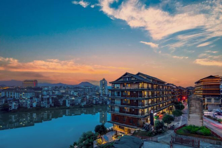 Exterior & Views 2, River View Hotel, Liuzhou