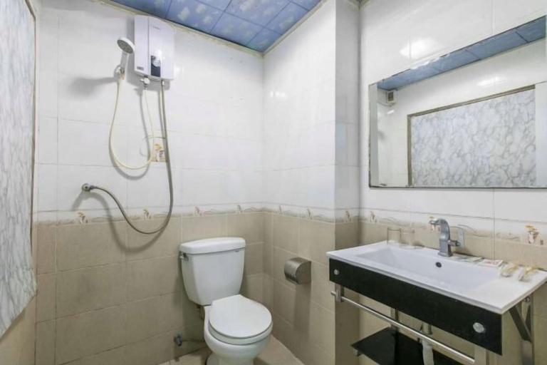 Bathroom 4, Dadong Haiminghe Inn, Sanya