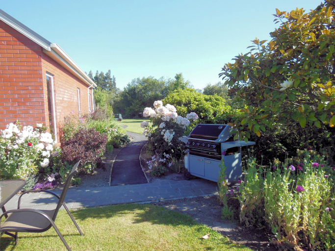 Others 5, Lincoln Country Dream, Selwyn