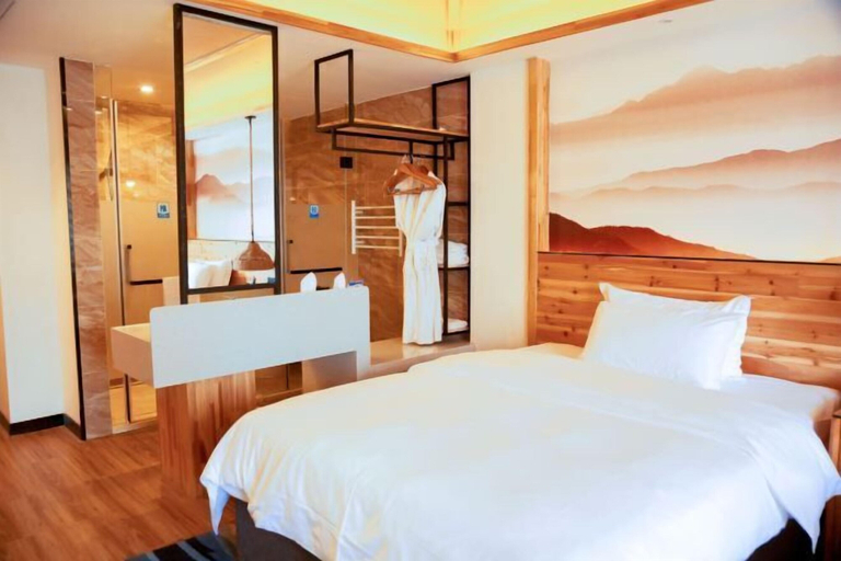 Bedroom 3, Rong'an International Hotel, Liuzhou