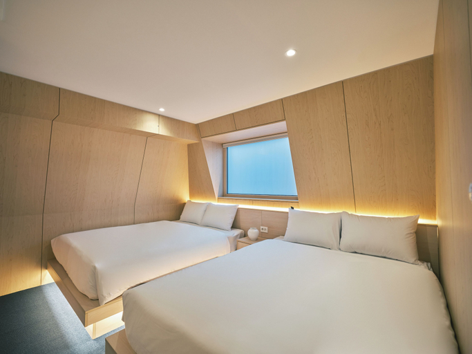 Bedroom 4, Dandelion Sinsa Branch 1, Gangnam