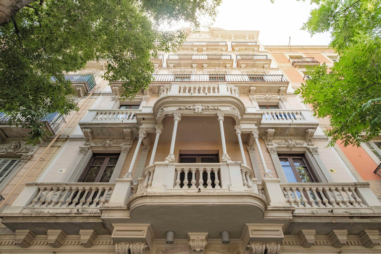 Exterior & Views 2, Aspasios Market Balconies, Barcelona