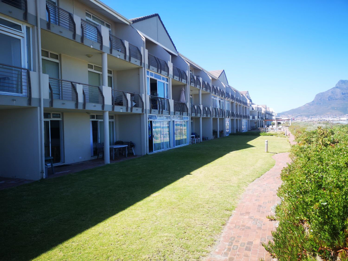 Exterior & Views 2, Cape Town Beachfront Apartments At Leisure Bay, City of Cape Town