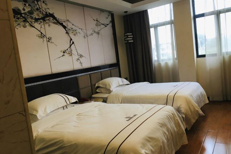 Bedroom 9
