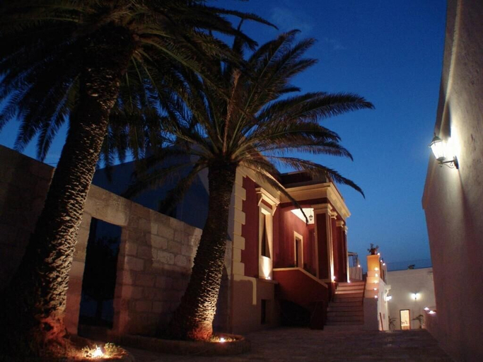 Exterior & Views 2, Masseria Fortificata Donnaloia, Bari