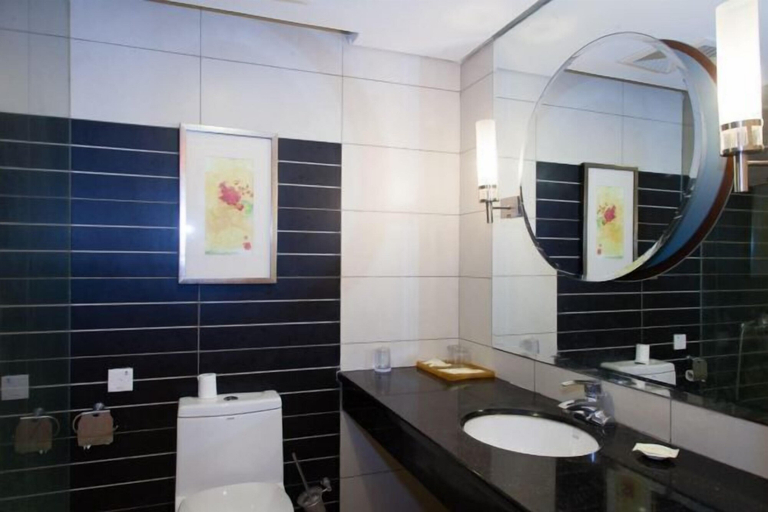 Bathroom 3, Beichen Hotel, Haikou