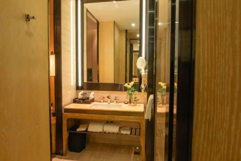 Bathroom 4, Garden Hotel, Jiangmen