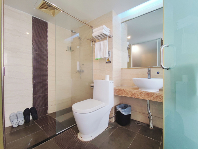 Bathroom 3, Xinghua Hotel, Shenzhen