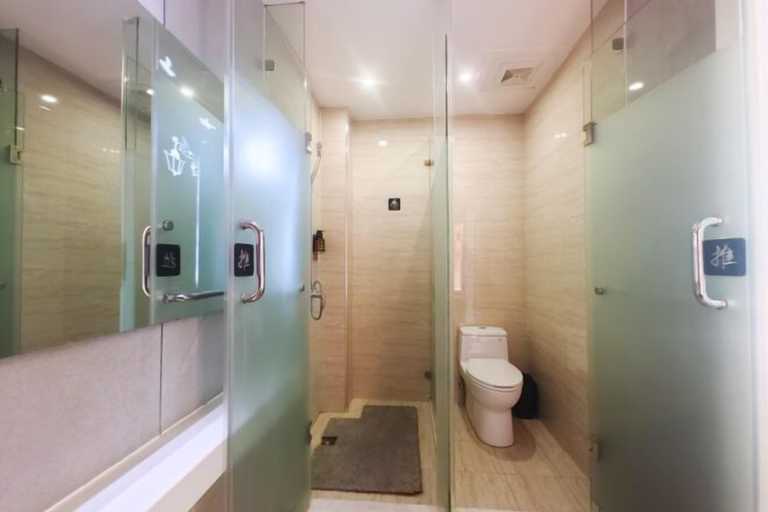 Bathroom 3, Jinbo Hotel, Yichang