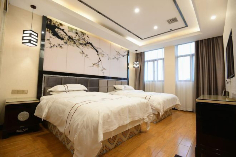 Bedroom 14