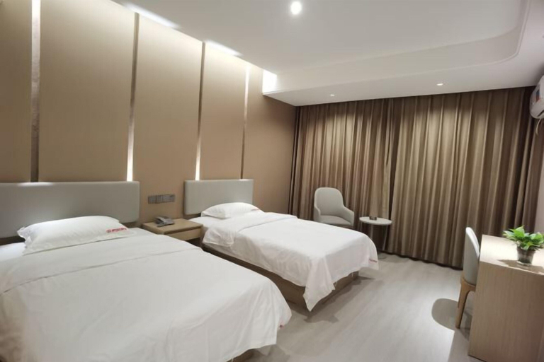 Bedroom 3, Shitai New Century Hotel, Chizhou