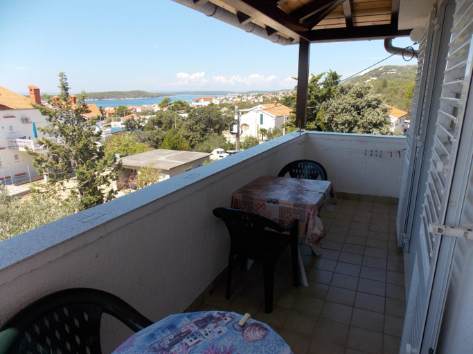 Others 2, Barbat 730, Lopar/Supetarska Draga
