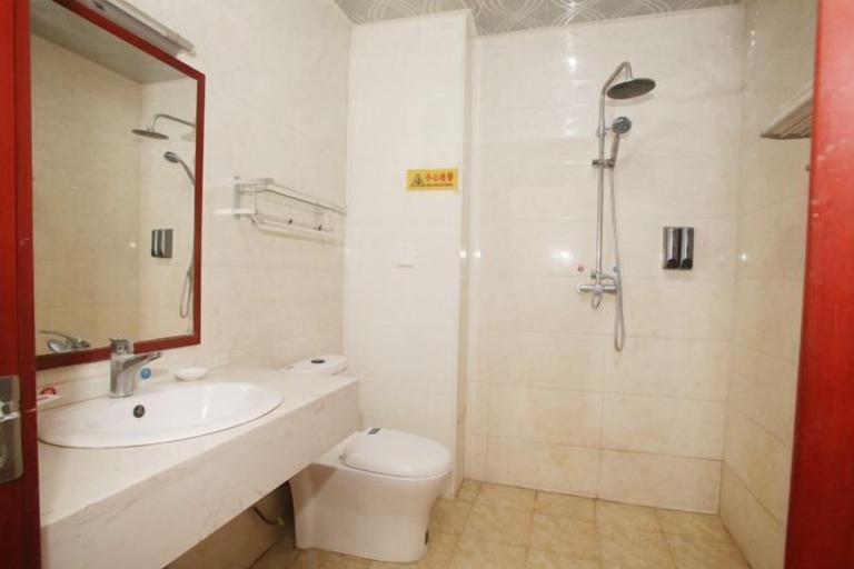Bathroom 4, Wuhu Holiday Hotel, Zhangye