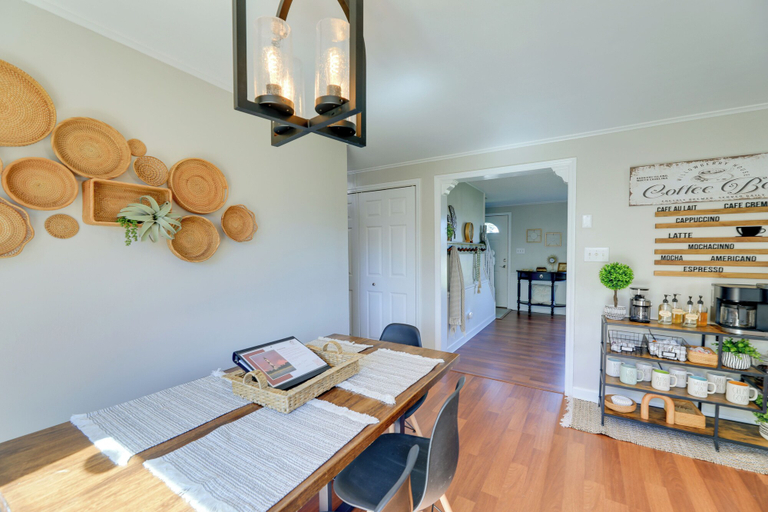 Food & Drinks, 'the Willowberry House' With Deck & Grill!, Carteret