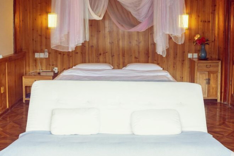 Bedroom 2, Xijiang Yuetang Homestay (Observation Deck), Qiandongnan Miao and Dong