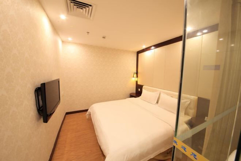 Bedroom 3, Kumho Hotel, Shaoguan