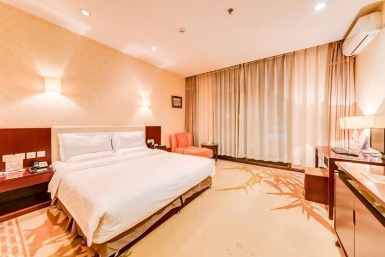 Bedroom 3, Yu Jing Lou Hotel, Handan