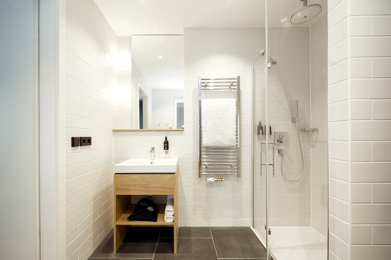 Bathroom 5, Wilde Aparthotels, Berlin, Checkpoint Charlie, Berlin