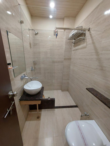 Bathroom 4, Hotel Vrinda, Satna