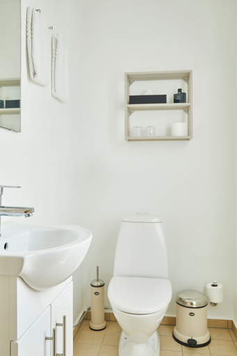 Bathroom 4, Hotel Sct Thomas, Copenhagen