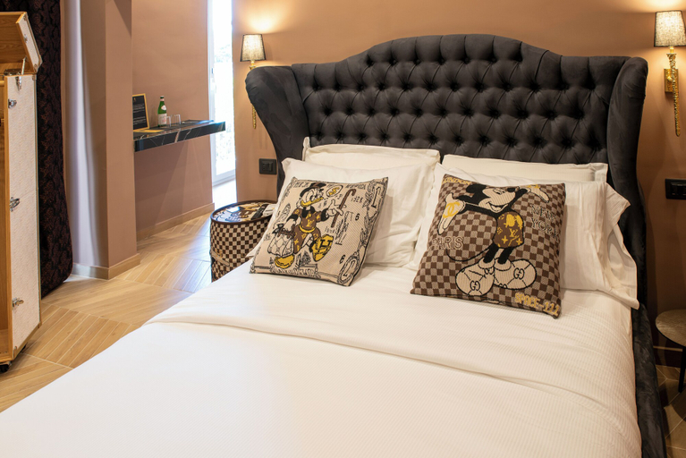 Bedroom 5, stile raro suite, Caserta
