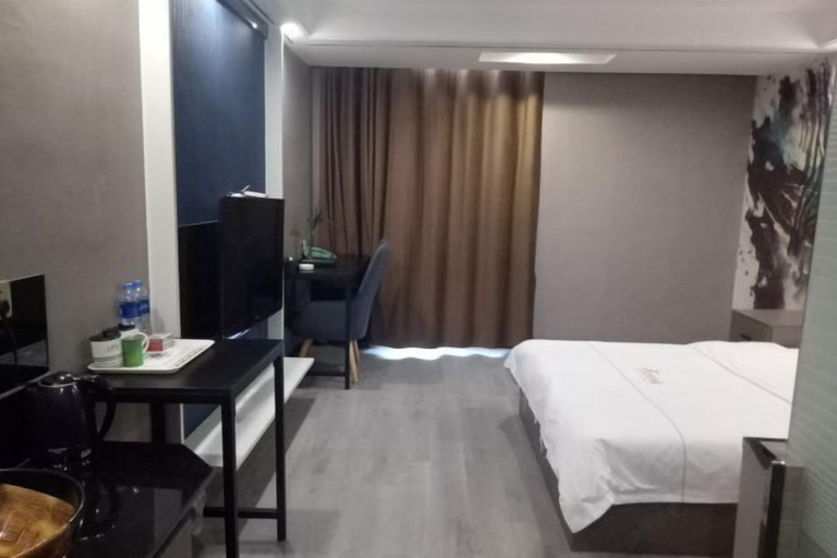 Bedroom 3, Yijia Huafu Hotel, Huangshan