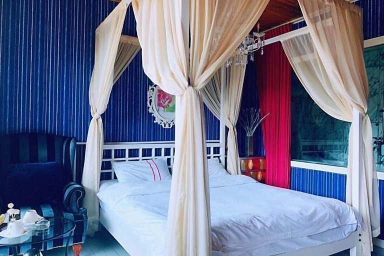 Bedroom 3, Shangri-La Xiangguo Home Inn, Dêqên Tibetan