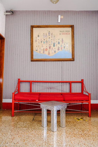Public Area 3, Hotel Posada El Cid, Del Centro