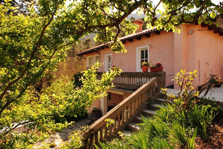 Exterior & Views 1, Agriturismo di Charme e Ristorante Stallato Il Filo di Paglia, La Spezia