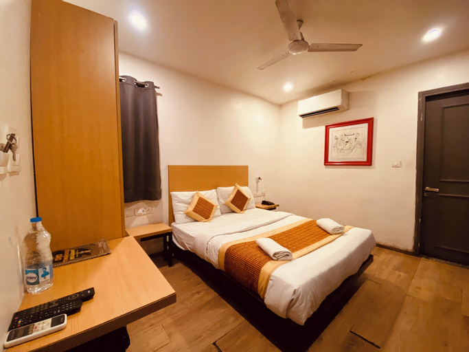 Bedroom 6