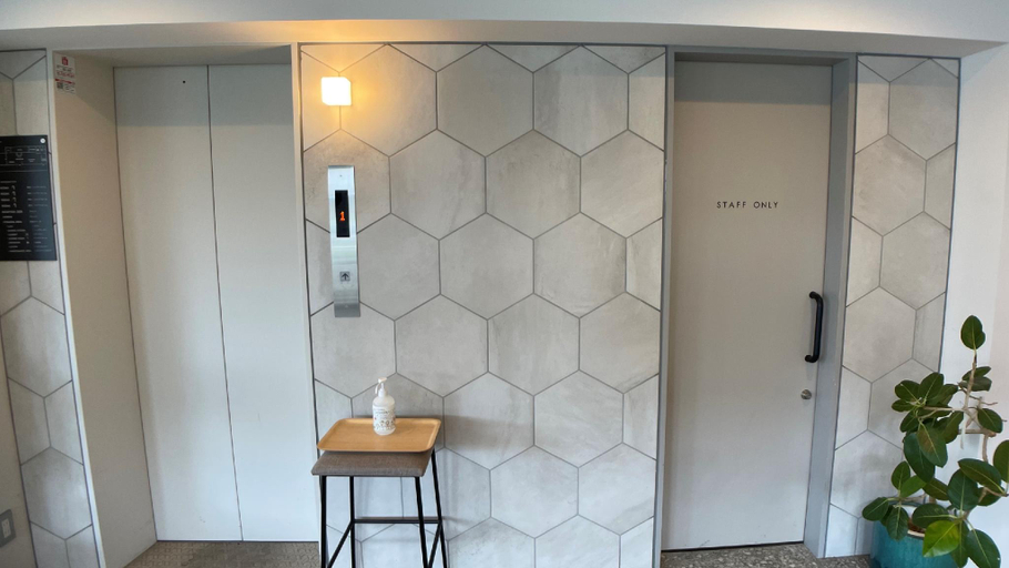 Bathroom 4, Hotel Gee Haive, Mishima