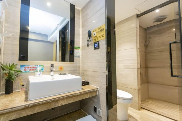 Bathroom 4, Beiliu International Hotel, Yulin