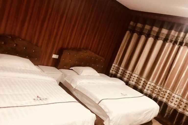 Bedroom 2, Jiuxin Hotel, Jiujiang