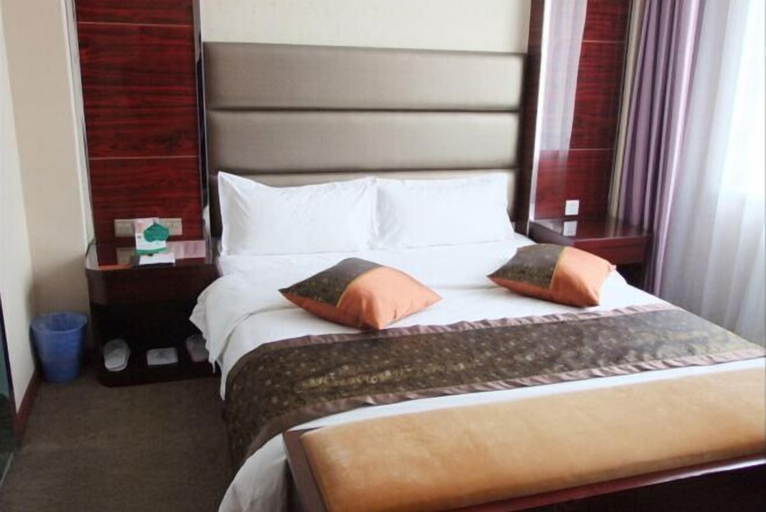 Bedroom 3, Golden World International Hotel, Haixi Mongol and Tibetan