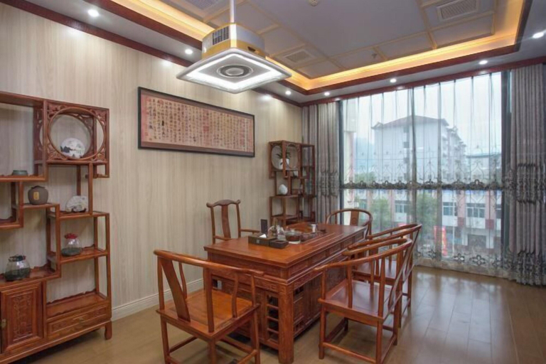 Others 4, Laimei Hotel, Enshi Tujia and Miao