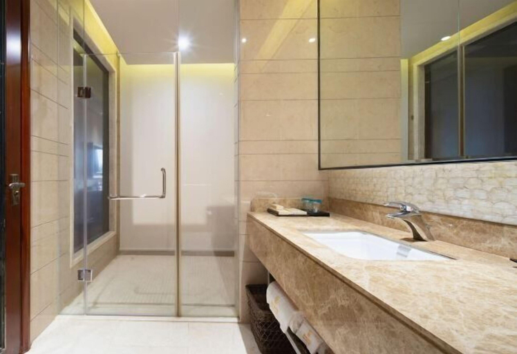 Bathroom 4, Oceanside Hotel, Maoming