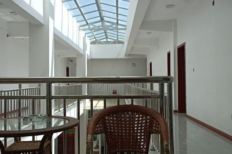 Others 4, Xianshi Business Hotel, Ngari