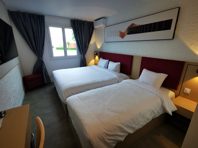 Bedroom 3, Anaïs Hôtel Bourges Nord  Saint-Doulchard, Cher